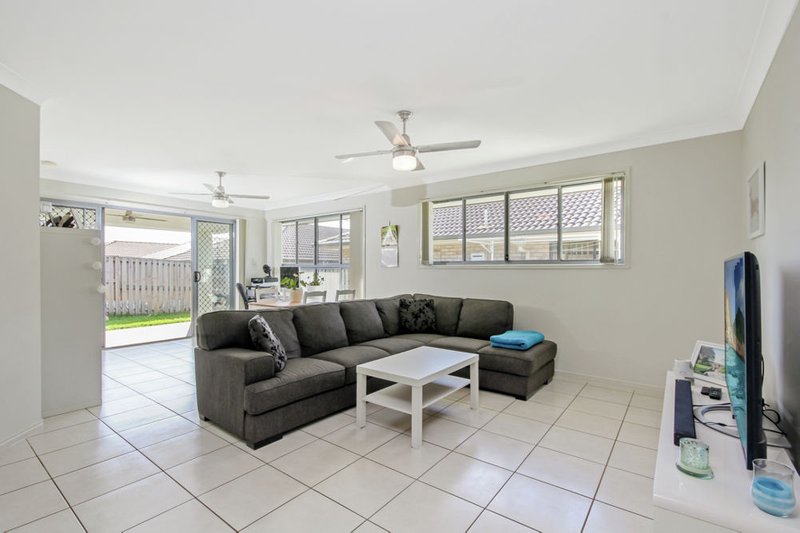 Photo - 19 Sage Parade, Griffin QLD 4503 - Image 2