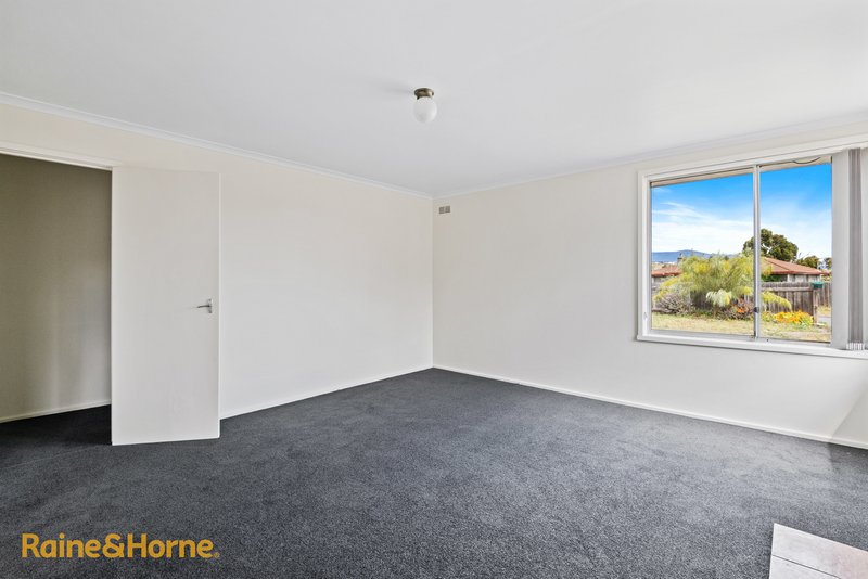 Photo - 19 Saladin Circle, Clarendon Vale TAS 7019 - Image 3