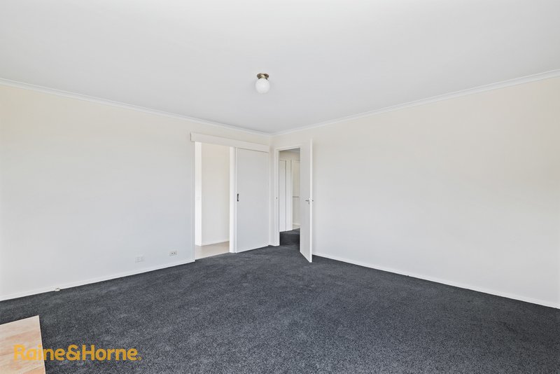 Photo - 19 Saladin Circle, Clarendon Vale TAS 7019 - Image 6