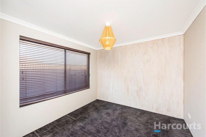 Photo - 19 Salzburg Way, Wanneroo WA 6065 - Image 20