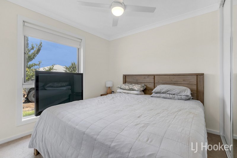 Photo - 19 Sandalwood Road, Davoren Park SA 5113 - Image 5