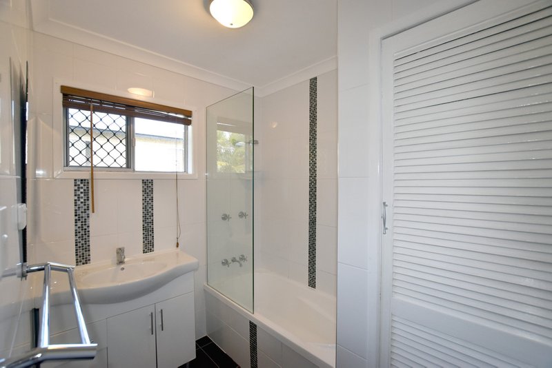 Photo - 19 Sandpiper Avenue, New Auckland QLD 4680 - Image 9