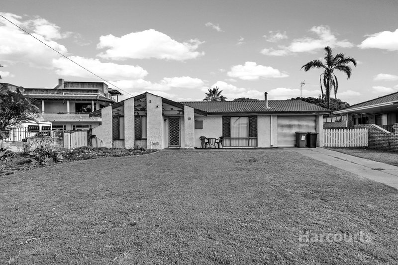 19 Sandra Street, Falcon WA 6210