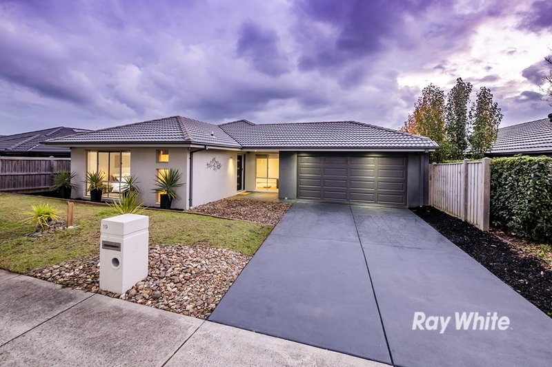 Photo - 19 Sandstone Drive, Botanic Ridge VIC 3977 - Image 3