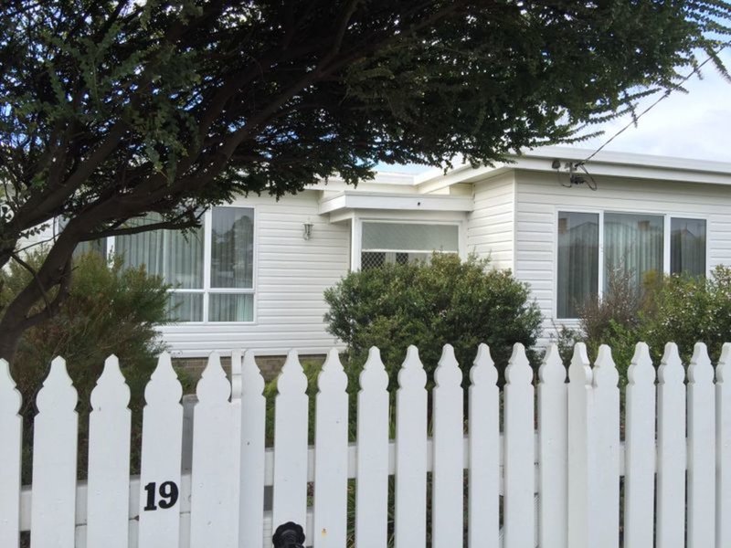 19 Saunders Street, Wynyard TAS 7325