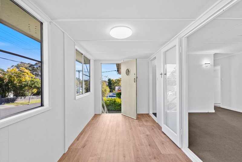 Photo - 19 Saxon Street, Acacia Ridge QLD 4110 - Image 3