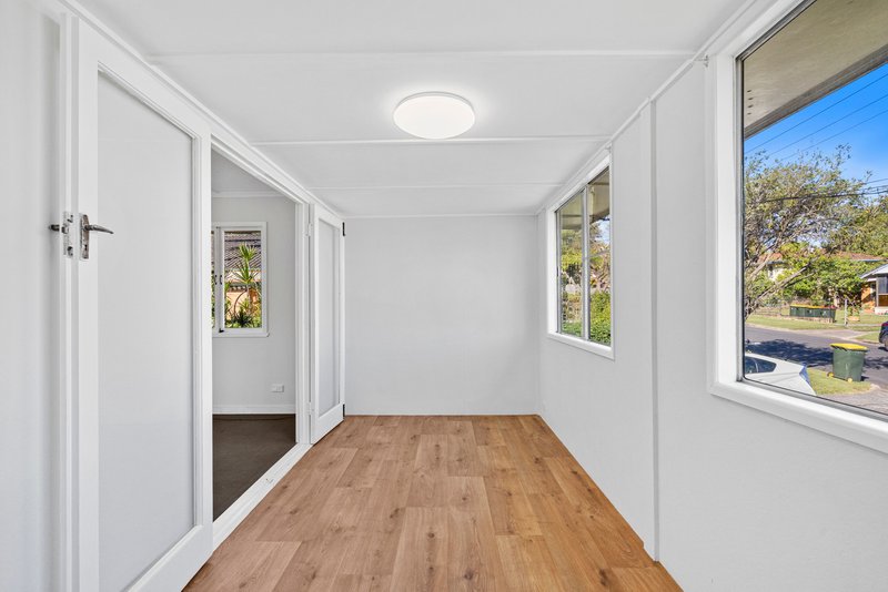 Photo - 19 Saxon Street, Acacia Ridge QLD 4110 - Image 4