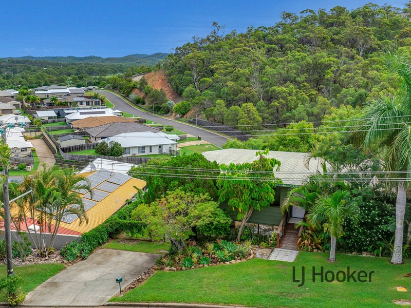 Photo - 19 Sayre Crescent, Boyne Island QLD 4680 - Image 1