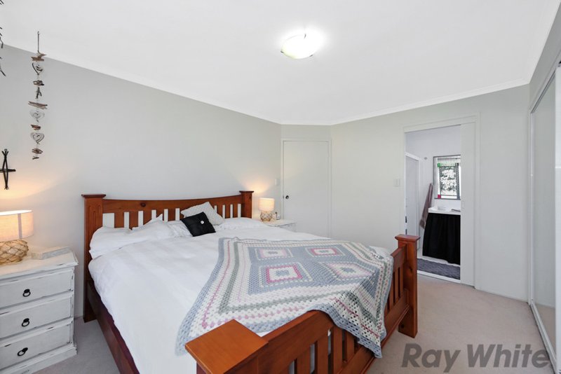 Photo - 19 Scenic Circle, Budgewoi NSW 2262 - Image 8