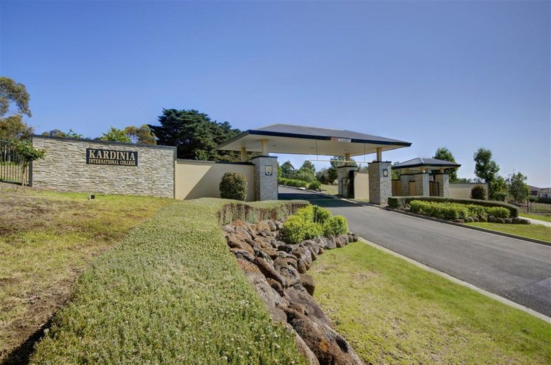 Photo - 19 Schofield Court, Bell Post Hill VIC 3215 - Image 6