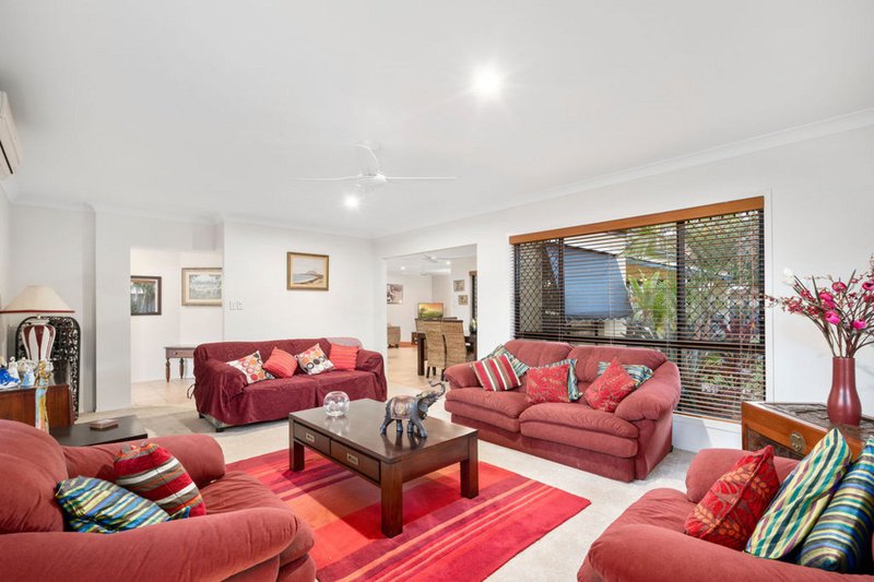 Photo - 19 Sea Eagle Drive, Burleigh Waters QLD 4220 - Image 8