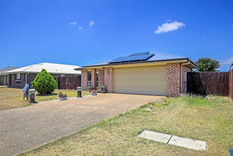 Photo - 19 Searle Street, Thabeban QLD 4670 - Image 3