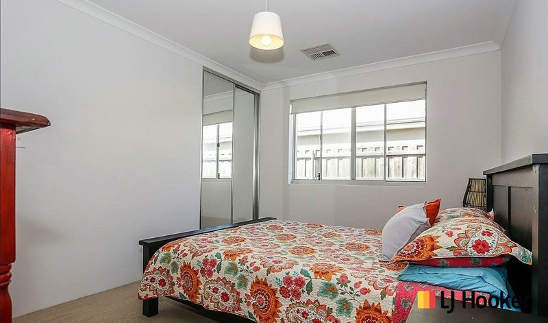 Photo - 19 Seaside Avenue, Yanchep WA 6035 - Image 12