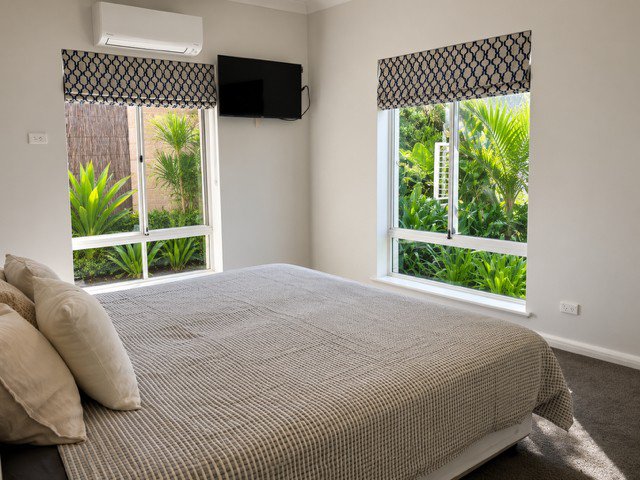 Photo - 19 Seaview Road, West Beach SA 5024 - Image 9