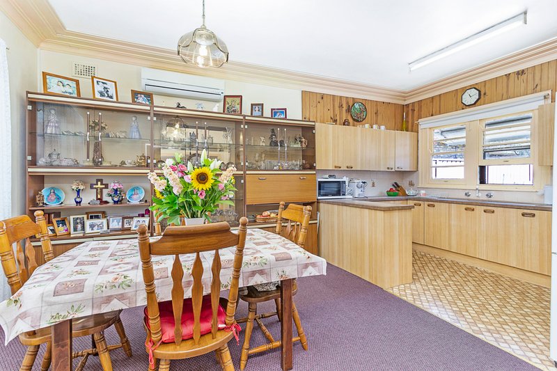 Photo - 19 Seaview Street, Cronulla NSW 2230 - Image 5