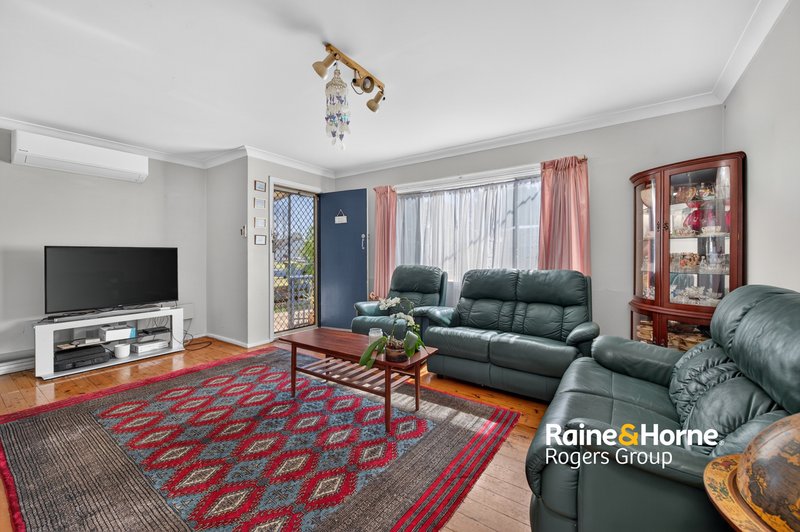 Photo - 19 Second Avenue, Toukley NSW 2263 - Image 3