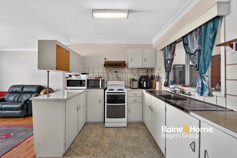 Photo - 19 Second Avenue, Toukley NSW 2263 - Image 6