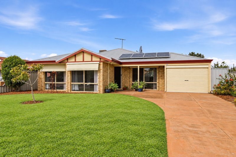 Photo - 19 Sennet Lane, Warnbro WA 6169 - Image 1