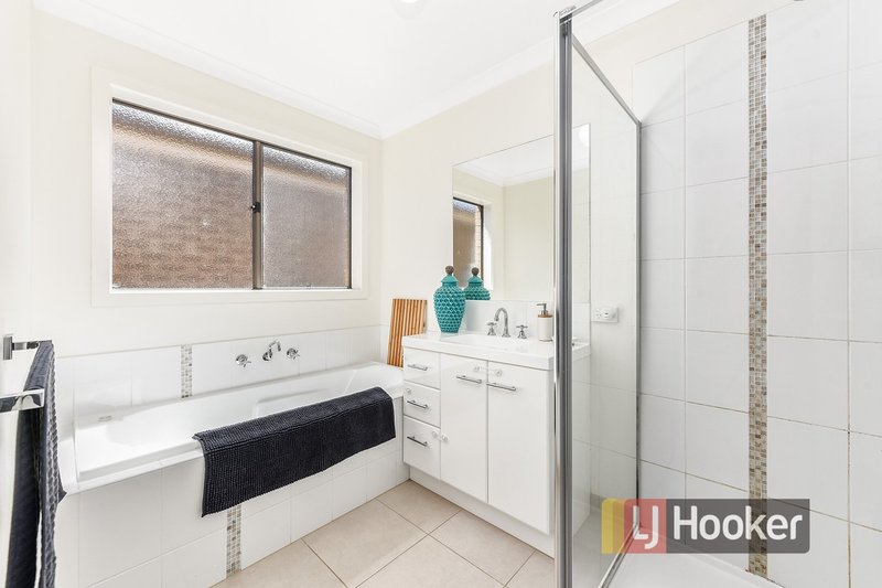 Photo - 19 Shakespeare Court, Drouin VIC 3818 - Image 9