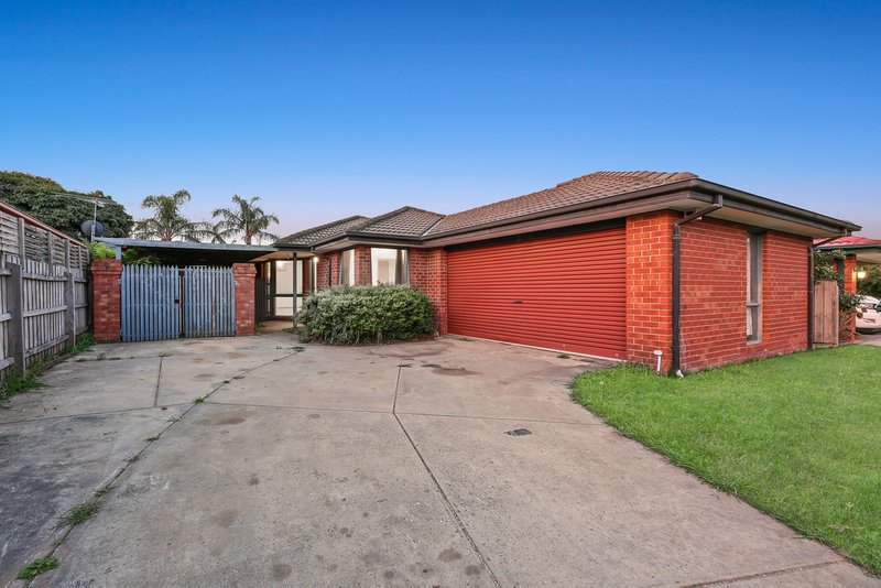 19 Sharpe Court, Berwick VIC 3806