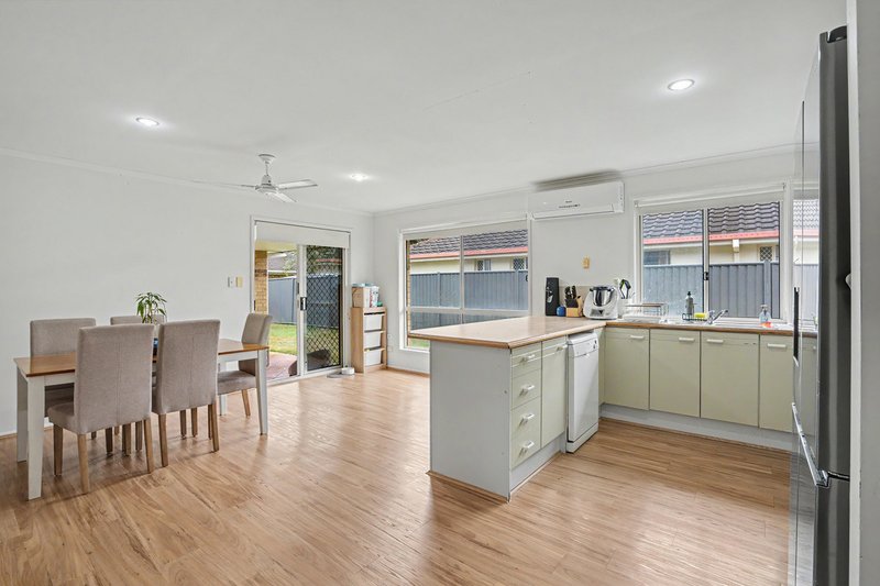 Photo - 19 Shenton Way, Nerang QLD 4211 - Image 3
