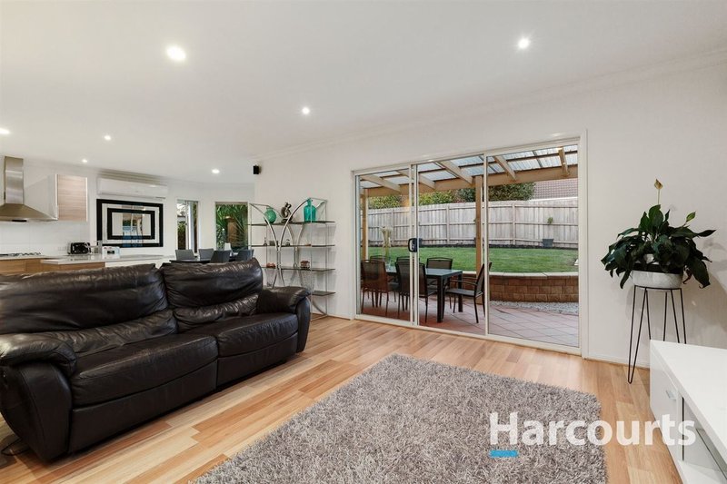 Photo - 19 Sheridan Avenue, Rowville VIC 3178 - Image 4