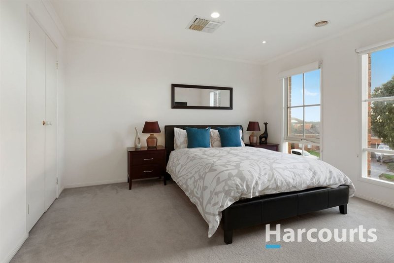 Photo - 19 Sheridan Avenue, Rowville VIC 3178 - Image 10