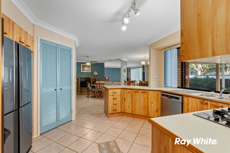 Photo - 19 Sherridon Crescent, Quakers Hill NSW 2763 - Image 2