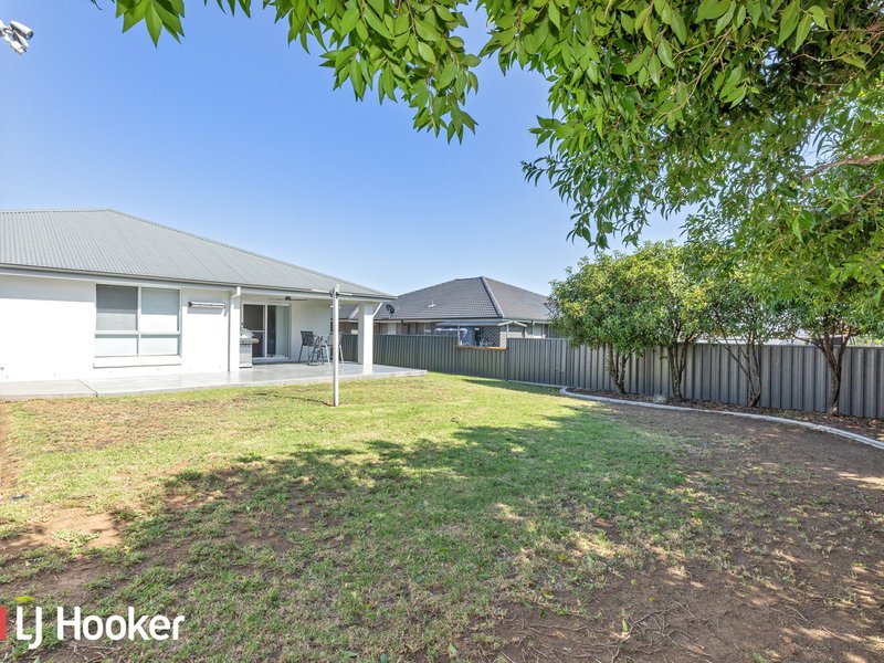 Photo - 19 Shiraz Road, North Tamworth NSW 2340 - Image 21