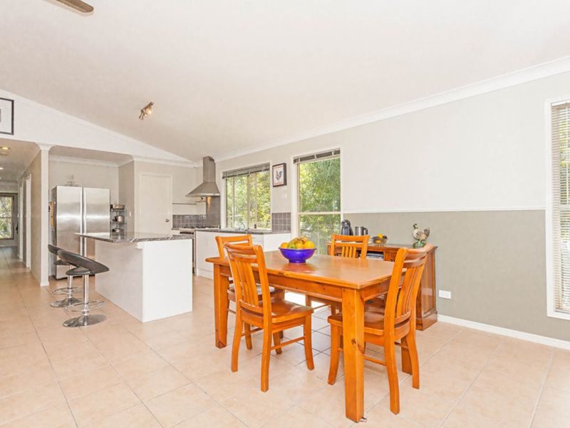 Photo - 19 Short Street, Boronia Heights QLD 4124 - Image 5