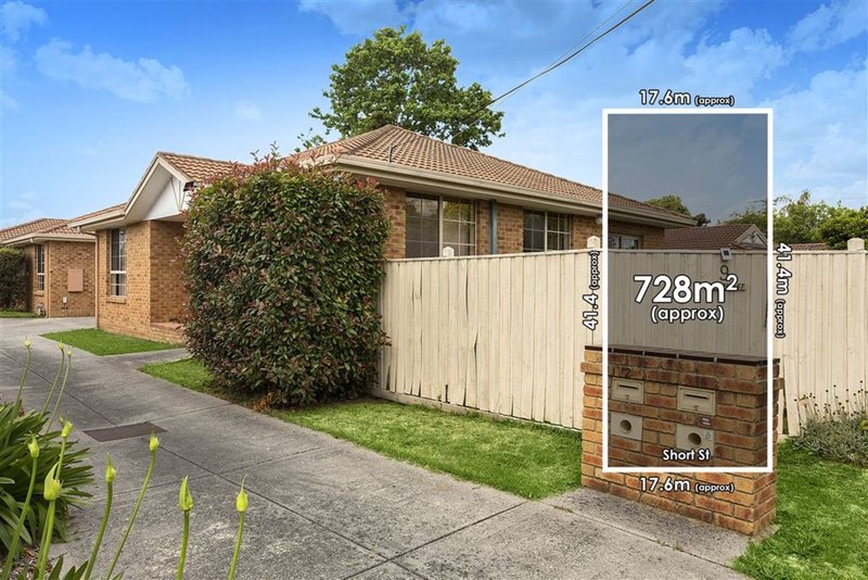 Photo - 1/9 Short Street, Glen Waverley VIC 3150 - Image 2