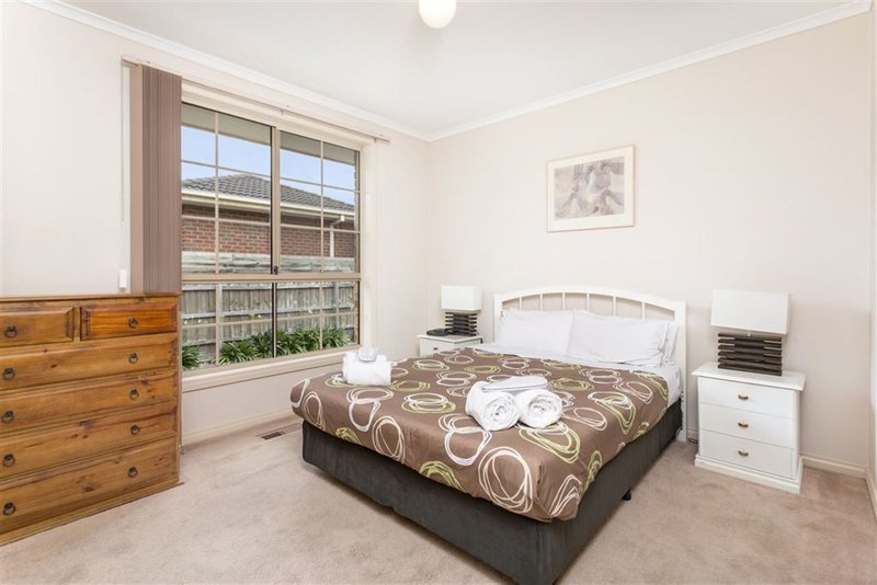 Photo - 1/9 Short Street, Glen Waverley VIC 3150 - Image 9