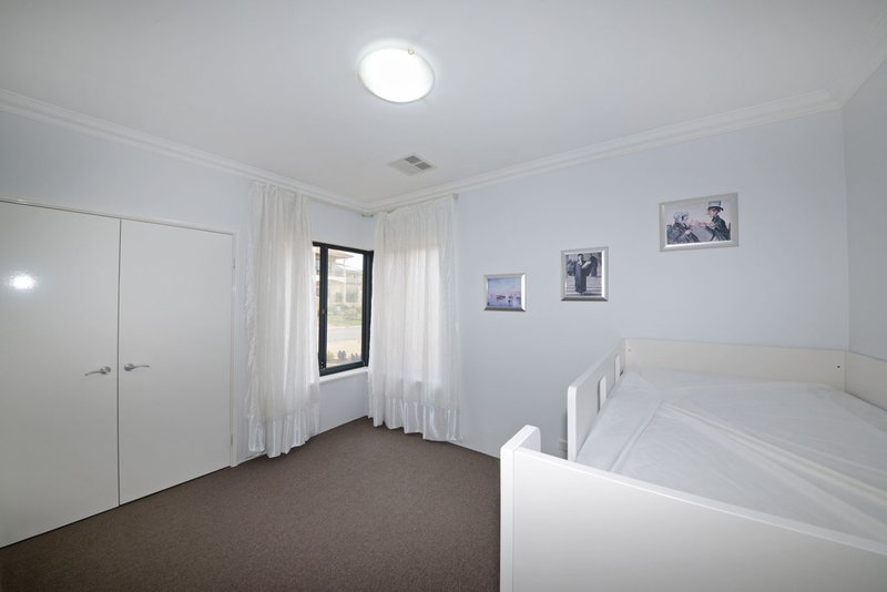 Photo - 19 Sierra Key, Mindarie WA 6030 - Image 20