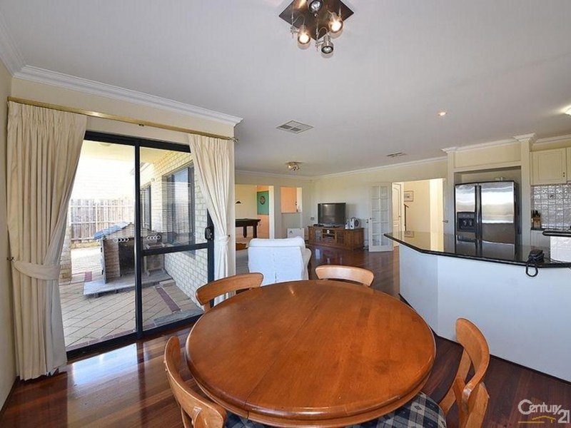 Photo - 19 Sierra Key, Mindarie WA 6030 - Image 8