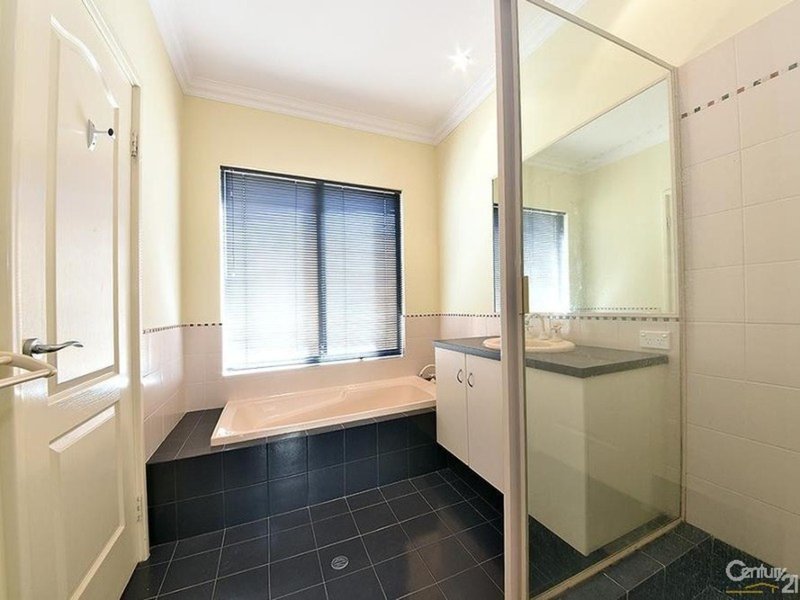 Photo - 19 Sierra Key, Mindarie WA 6030 - Image 25