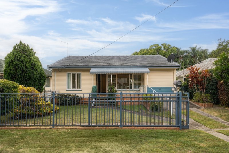 Photo - 19 Simla Avenue, Geebung QLD 4034 - Image 1