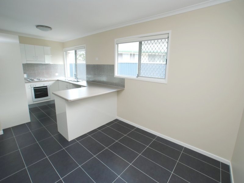 Photo - 19 Simon Street, Deception Bay QLD 4508 - Image 4