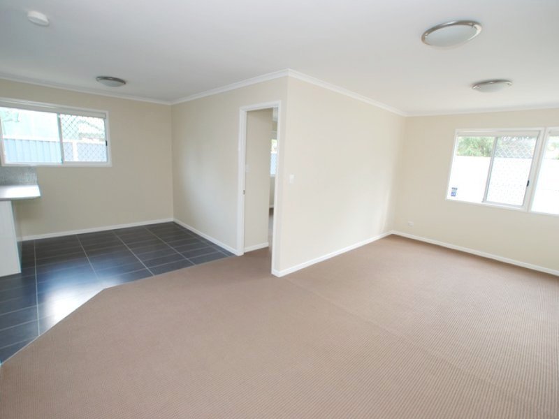 Photo - 19 Simon Street, Deception Bay QLD 4508 - Image 5