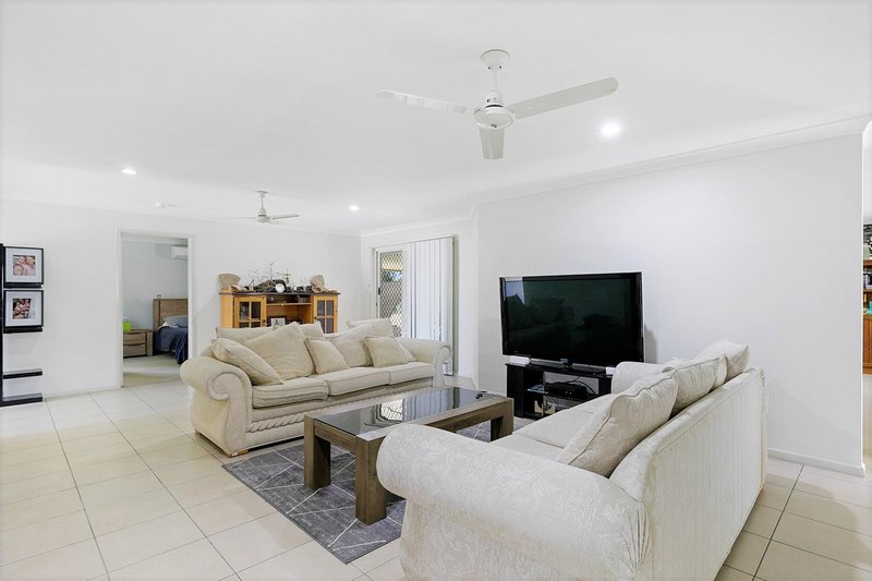 Photo - 19 Sirenia Drive, Burrum Heads QLD 4659 - Image 2