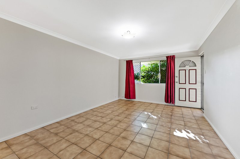 Photo - 19 Skiddaw Place, Balga WA 6061 - Image 13