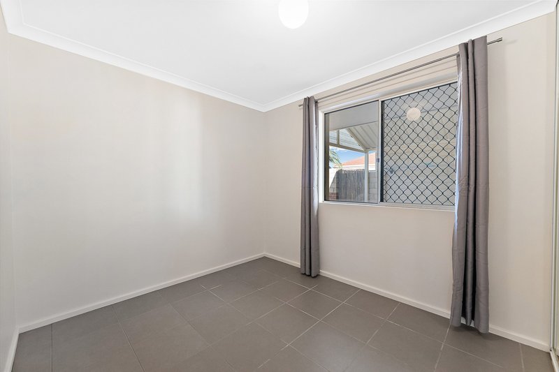 Photo - 19 Skiddaw Place, Balga WA 6061 - Image 17