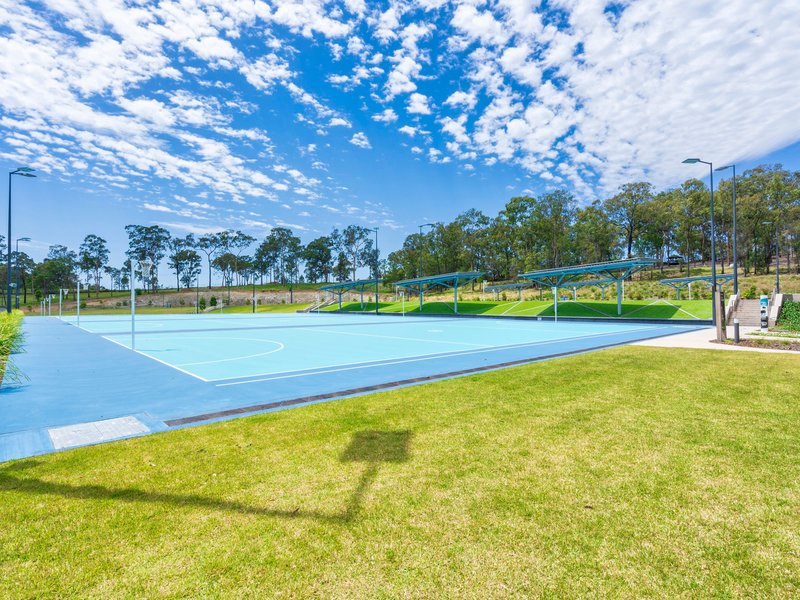 Photo - 19 Sky Crescent, Pimpama QLD 4209 - Image 17