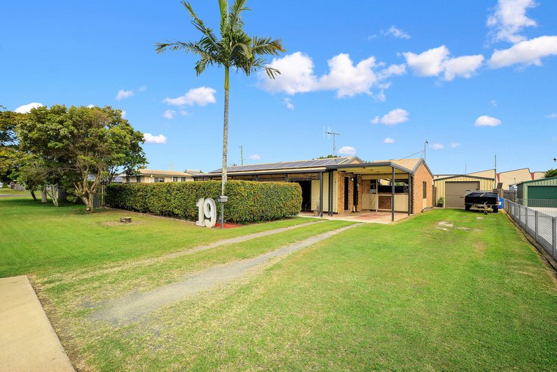 Photo - 19 Sloane Street, Kalkie QLD 4670 - Image 22