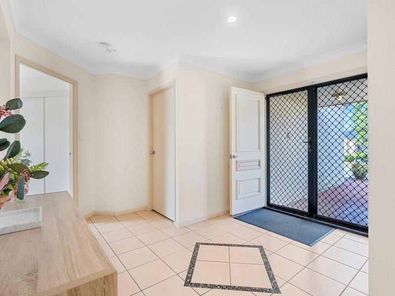 Photo - 19 Snipe Street, Redland Bay QLD 4165 - Image 3