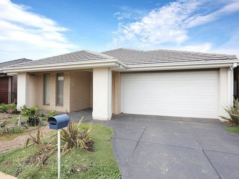 19 Snowsill Circuit, Point Cook VIC 3030