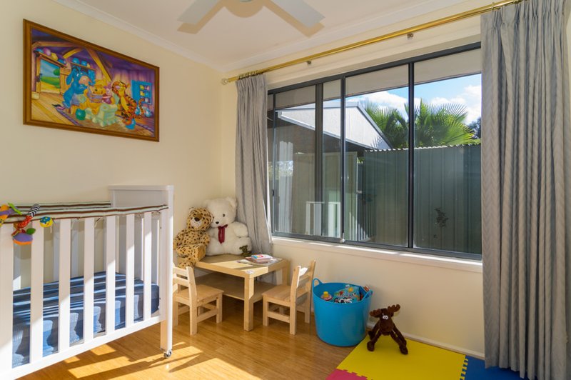 Photo - 19 Spring Park Circuit, Aberfoyle Park SA 5159 - Image 11