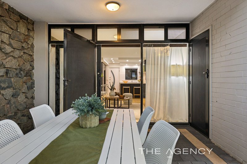 Photo - 1/9 Steele Road, Sorrento WA 6020 - Image 23