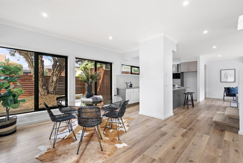 Photo - 19 Stephens Street, Burwood VIC 3125 - Image 2