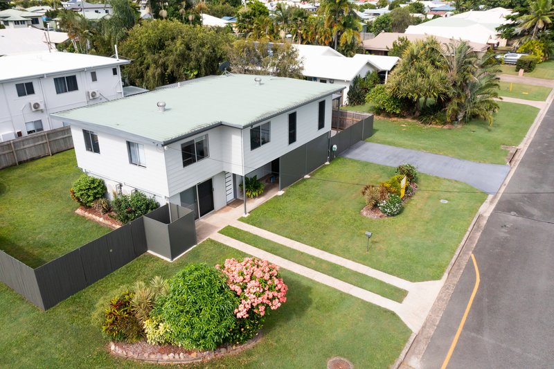 Photo - 19 Sterry Street, Proserpine QLD 4800 - Image 2