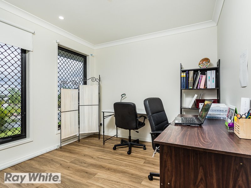 Photo - 19 Stokes Street, North Lakes QLD 4509 - Image 7